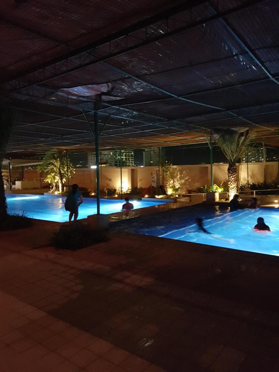Kc Studio 4 At Horizon 101 Cebu Exteriör bild